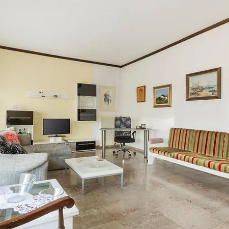 Delmare Comfort Tessalónica